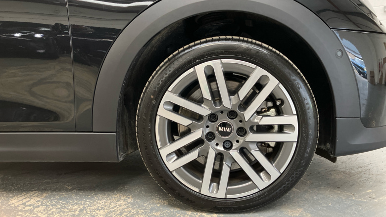 MINI Cooper 2.0 S Classic 5dr Auto Petrol Hatchback